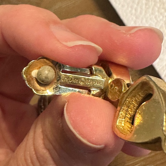 Christian Dior vintage colored rhinestone gold tone earrings - Picture 6 of 10